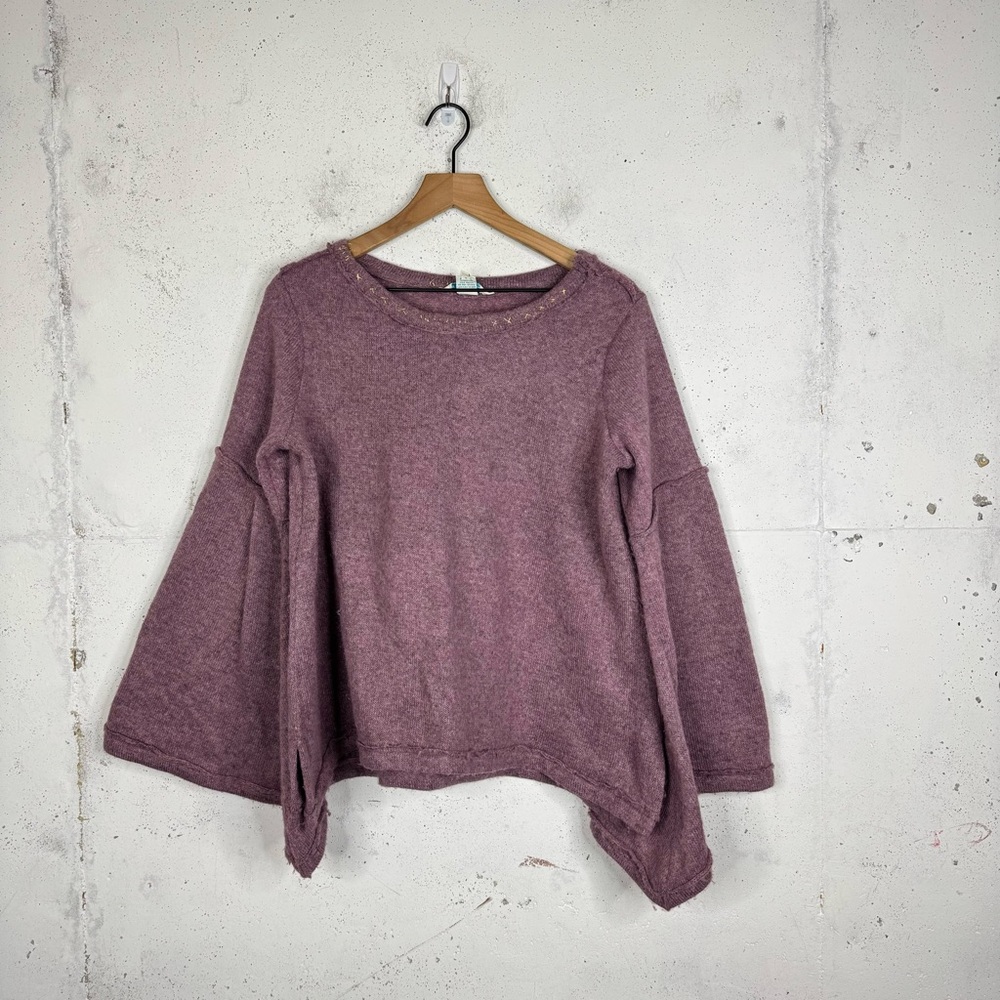 Sundance Mountain Retreat Bell Flare Sleeve Metallic Thread Sweater Med